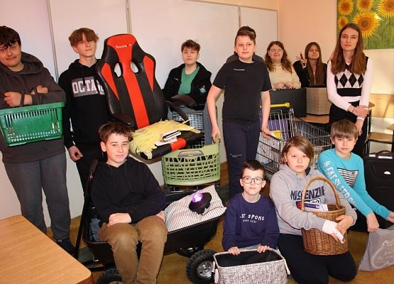 Dzień bez plecaka grafika