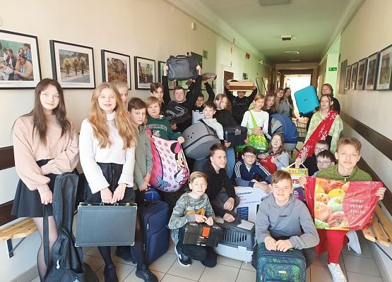 Dzień bez plecaka grafika