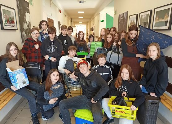 Dzień bez plecaka grafika