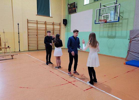 Dzień ciekawości świata grafika