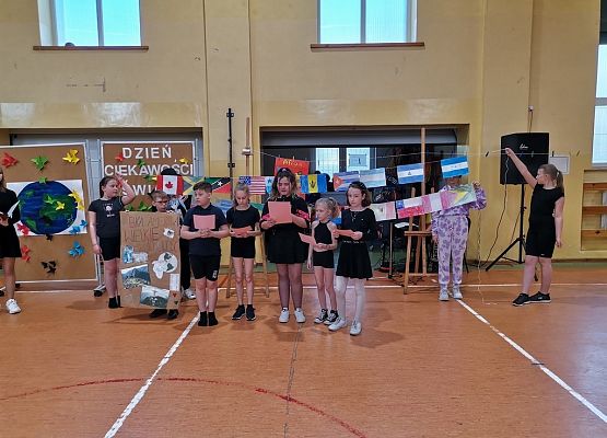 Dzień ciekawości świata grafika