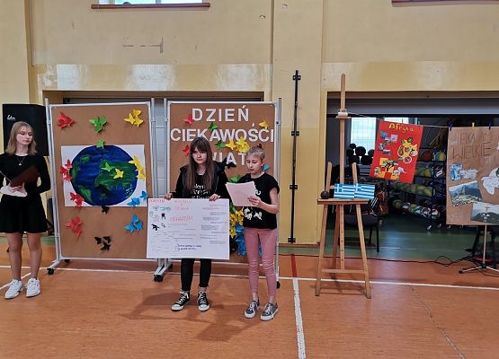 Dzień ciekawości świata grafika