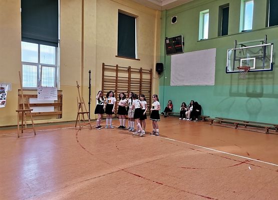 Dzień ciekawości świata grafika