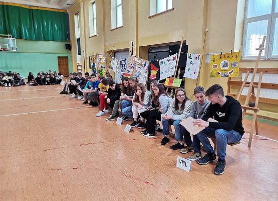 Dzień ciekawości świata grafika