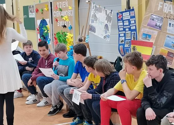 Dzień ciekawości świata grafika