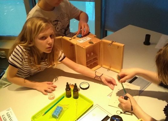 Wizyta w „Experymencie” grafika