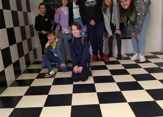 Wizyta w „Experymencie” grafika