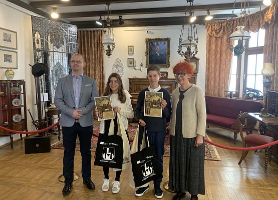 Konkurs wiedzy o zamkach gotyckich grafika