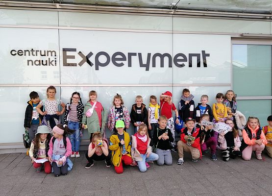 Wycieczka do Centrum Nauki Experyment w Gdyni grafika