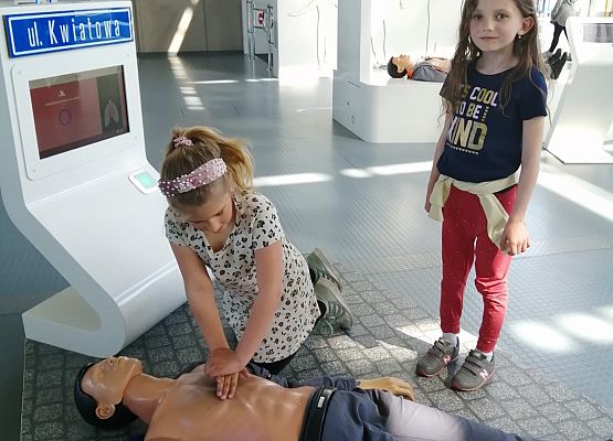 Wycieczka do Centrum Nauki Experyment w Gdyni grafika