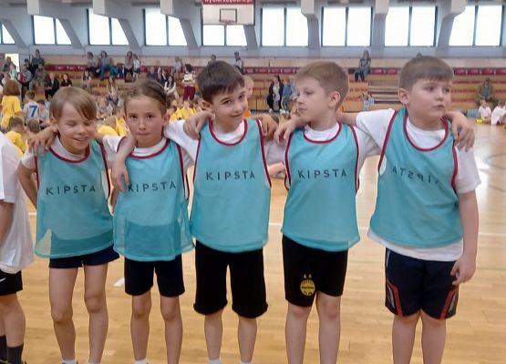 Kto z nas lepiej i prędzej grafika