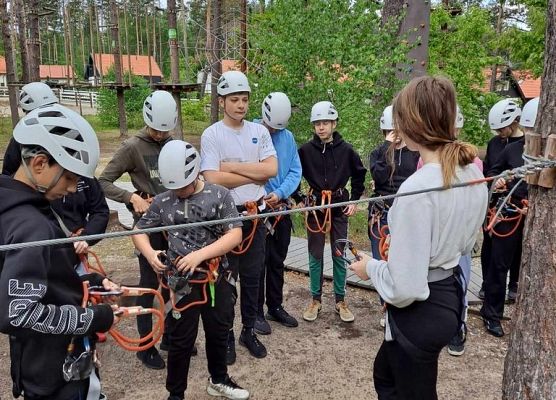 VIIIc w parku linowym grafika