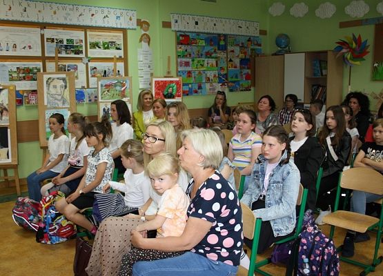 Lekcja historii z Józefem Wybickim - rozstrzygnięcie konkursu plastycznego grafika