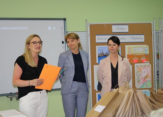 Lekcja historii z Józefem Wybickim - rozstrzygnięcie konkursu plastycznego grafika