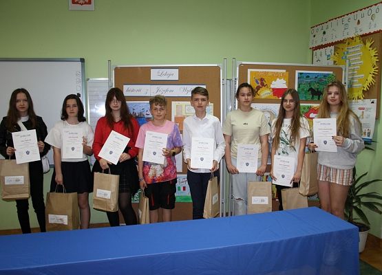 Lekcja historii z Józefem Wybickim - rozstrzygnięcie konkursu plastycznego grafika