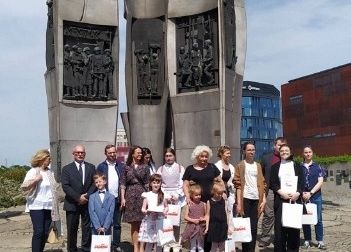 „Polska – moje miejsce, mój kraj” – stypendium w Wojewódzkim Konkursie Plastycznym grafika