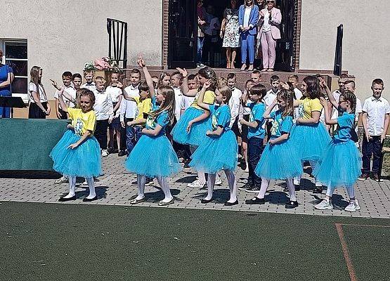 Zakończenie roku szkolnego 2021/2022 grafika