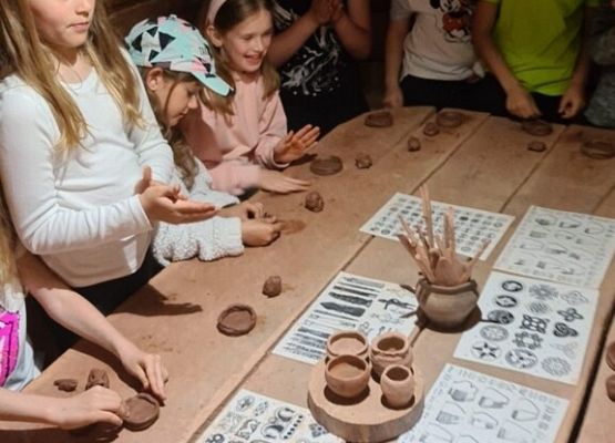 Śladami średniowiecznych ludów grafika