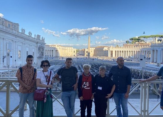 Erasmus + na kolejnym spotkaniu projektu S.H.A.R.K.S w Rzymie    grafika