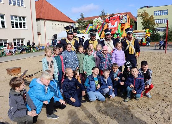 Lekcja historii z Wybickim – piknik urodzinowy grafika