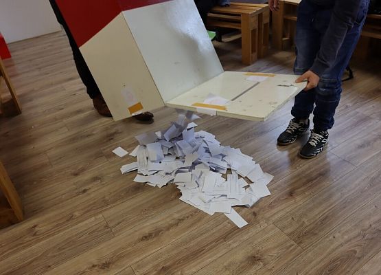 Wybory do Samorządu Uczniowskiego grafika