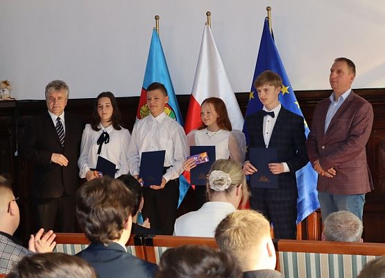 Nagrody z okazji Dnia Edukacji Narodowej grafika