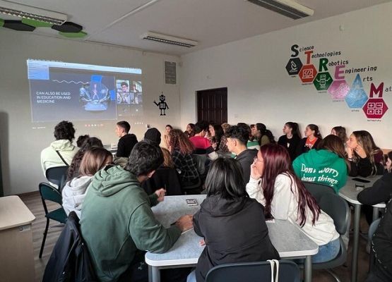 Spotkanie z uczniami „gdyńskiej trójki” grafika