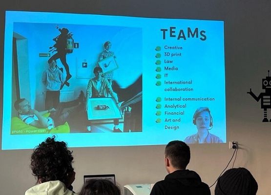 Spotkanie z uczniami „gdyńskiej trójki” grafika