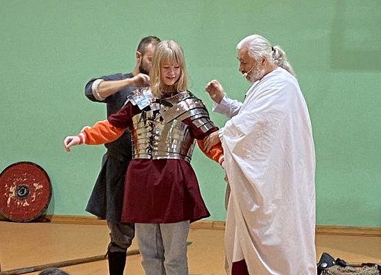 Żywa lekcja historii grafika