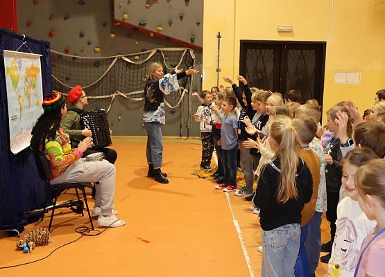 Muzyczna reggaeneracja z ART2YOU grafika