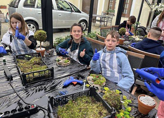 Projekt: Kąpiel leśna - jako trening uważności i solidarności z naturą grafika