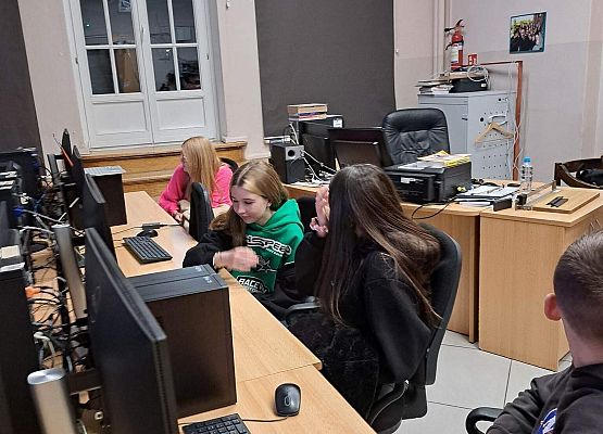 Nerd Night w LO1 w Lęborku grafika