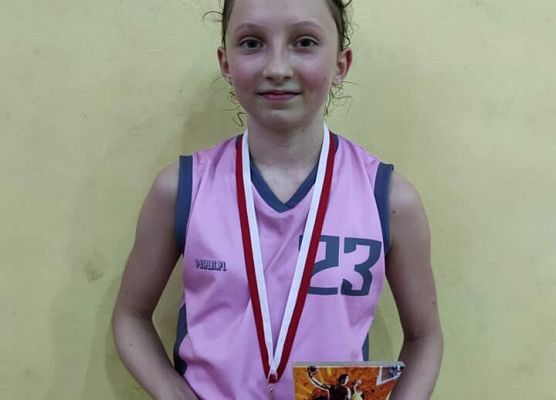 Sukcesy koszykarek UKS ,,jedynka" grafika