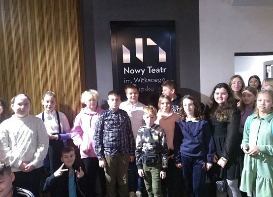 Wizyta w teatrze grafika