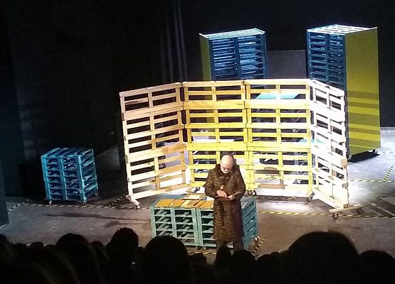 Wizyta w teatrze grafika