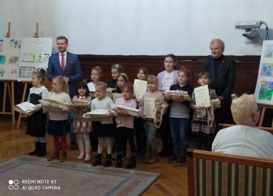 „Nie pal przy mnie proszę” – wyniki konkursu plastycznego grafika