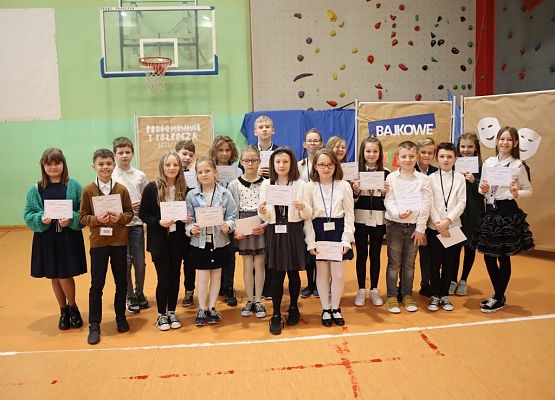 Półmetek roku szkolnego 2022/2023 - czas na podsumowania grafika