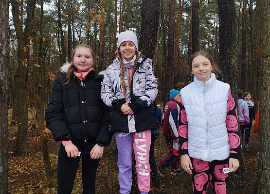 Deszcz, błoto idwa medale grafika