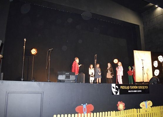 Wczoraj, 27 marca, obchodziliśmy   Międzynarodowy Dzień Teatru. grafika