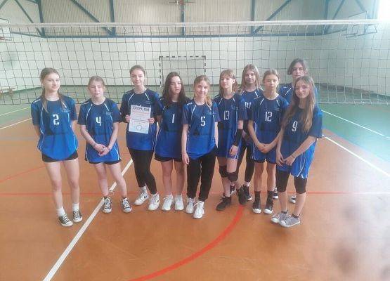 Trzecie miejsce w Gminnych Igrzyskach Młodzieży w siatkówce grafika