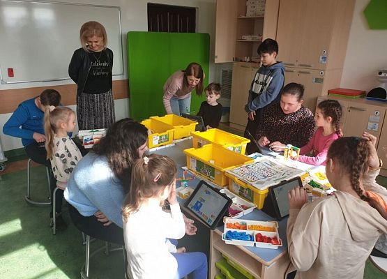 Przedszkolaki w „Laboratorium przyszłości” grafika