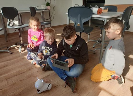 Przedszkolaki w „Laboratorium przyszłości” grafika