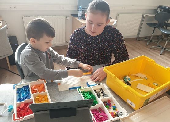 Przedszkolaki w „Laboratorium przyszłości” grafika