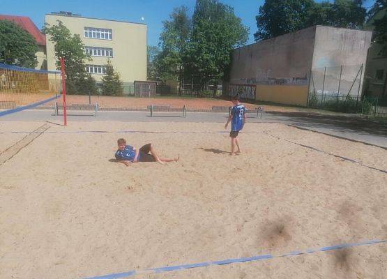 Gminne Igrzyska Młodzieży w siatkówce plażowej grafika