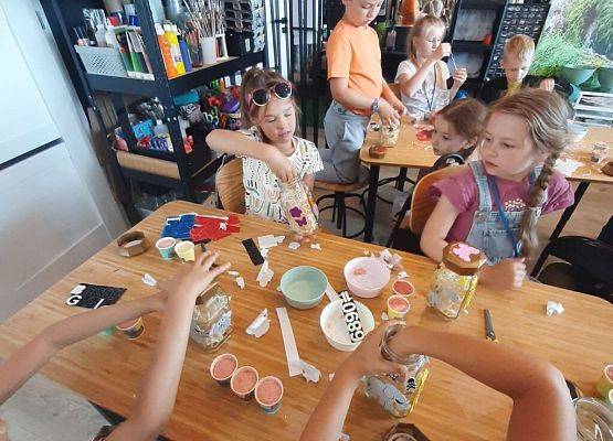 Kreatywne zajęcia Id  w Eko Pracowni grafika