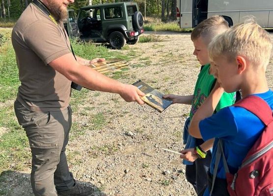 Leśna wyprawa klasy IIIa grafika