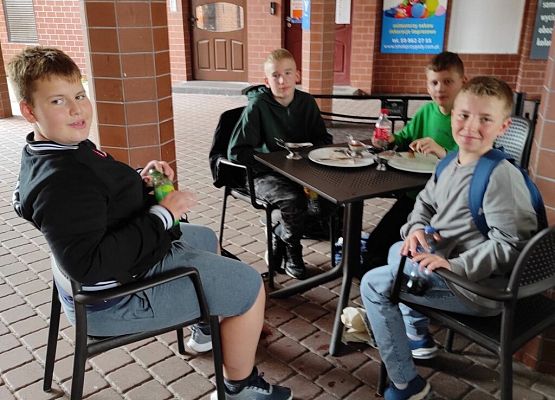 Spotkanie z naturą grafika