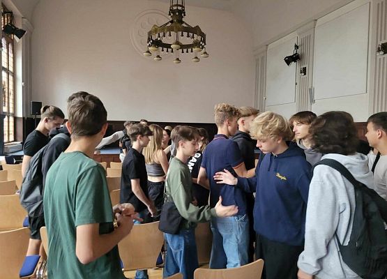 Polsko-niemiecka wymiana w Stralsundzie - „Was verbindet?”- „Co łączy? grafika