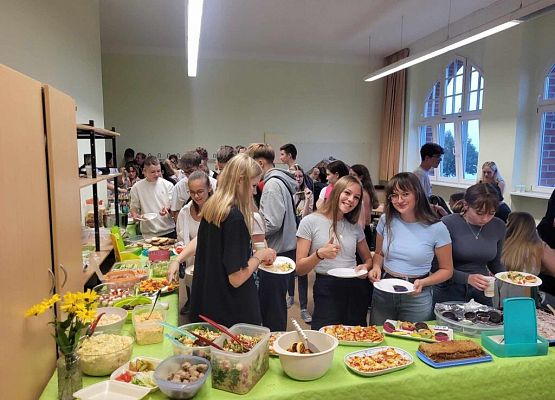 Polsko-niemiecka wymiana w Stralsundzie - „Was verbindet?”- „Co łączy? grafika