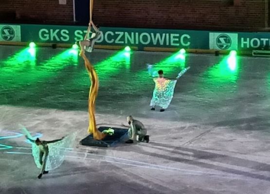 Niezapomniana rewia na lodzie grafika